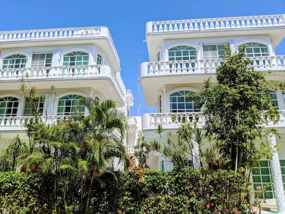 Apartamento 6br 2kitchen Walk To 5th, Pool Roof 16limit