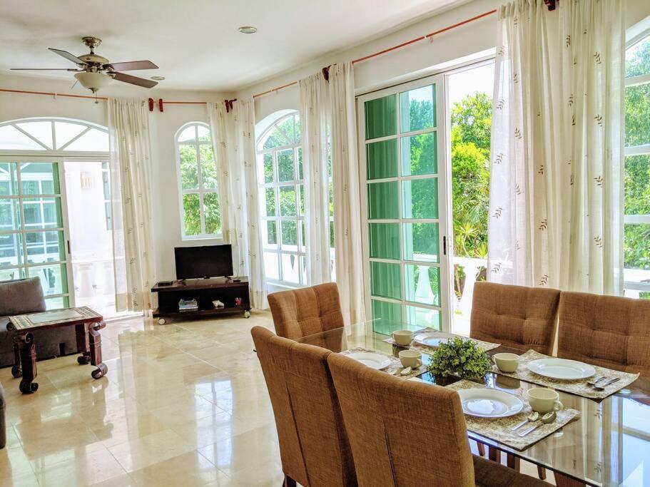 6br 2kitchen Walk To 5th, Pool Roof 16limit